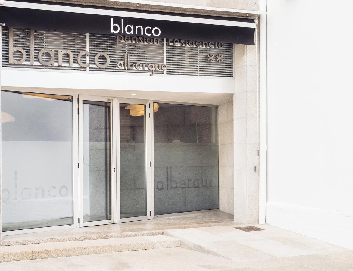 Blanco Albergue سانتياغو دي كومبوستيلا المظهر الخارجي الصورة